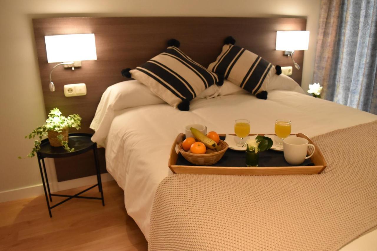 Yomo Patagonia Otel Arinsal Dış mekan fotoğraf