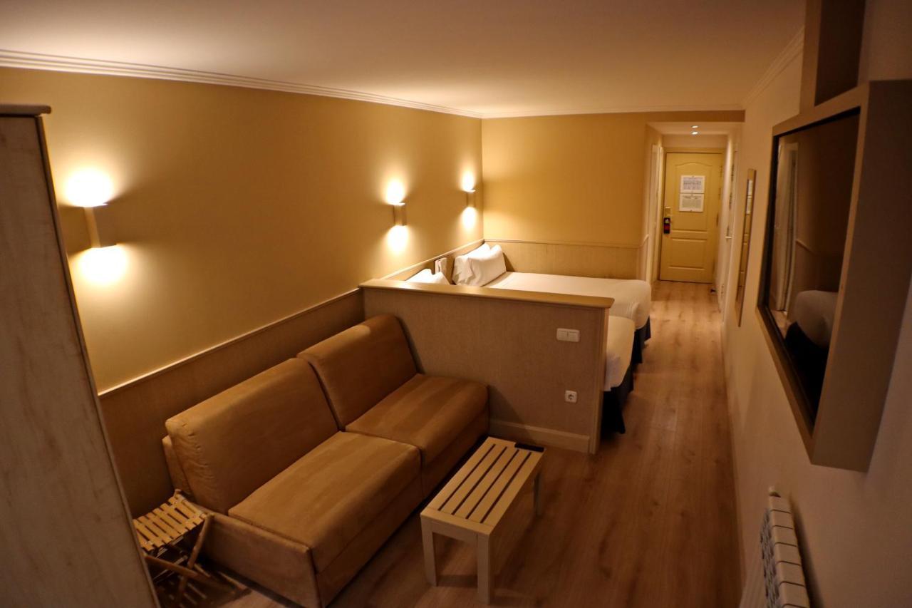 Yomo Patagonia Otel Arinsal Dış mekan fotoğraf