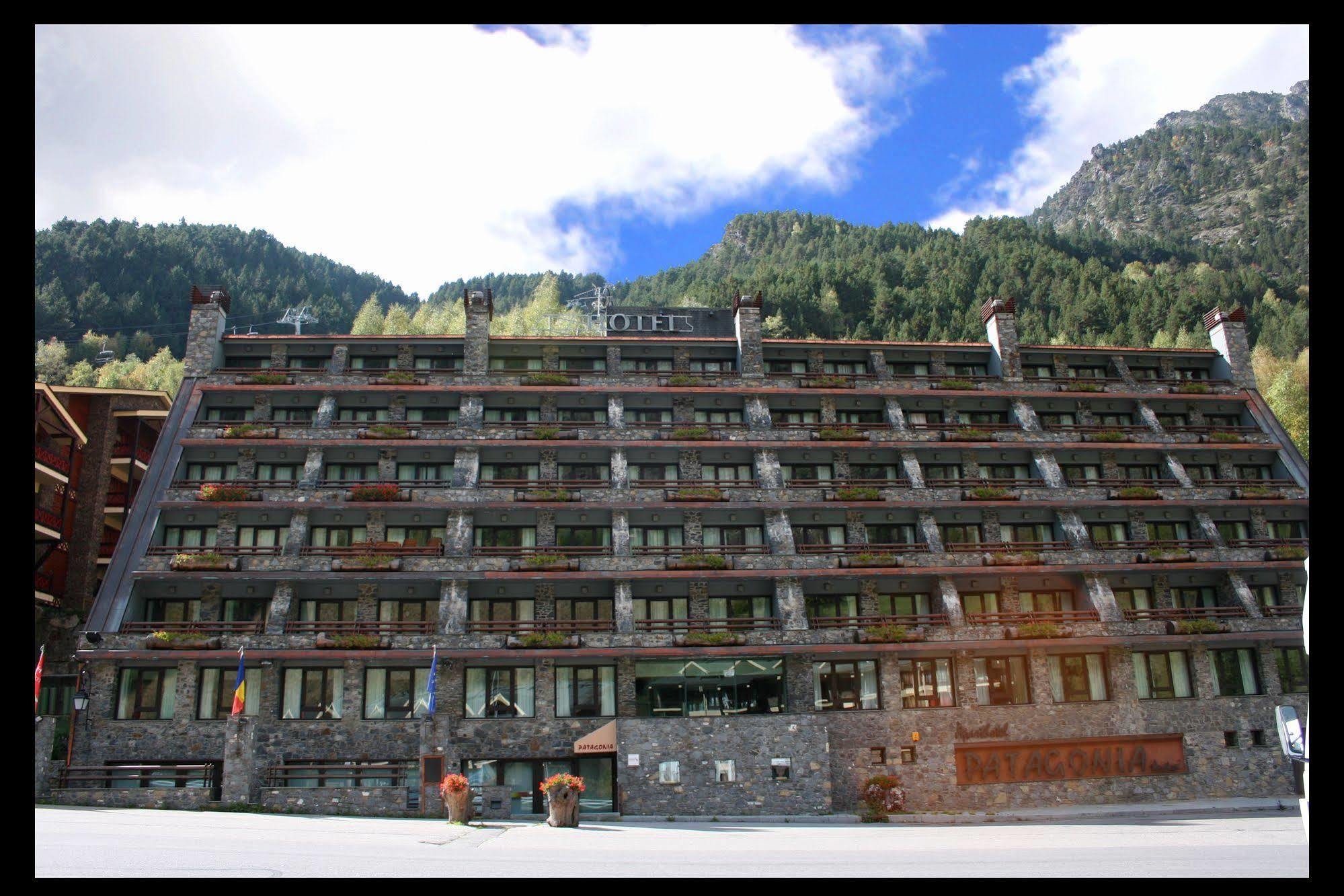 Yomo Patagonia Otel Arinsal Dış mekan fotoğraf